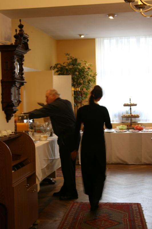 Stadt-Gut-Hotel Bogota ベルリン レストラン 写真